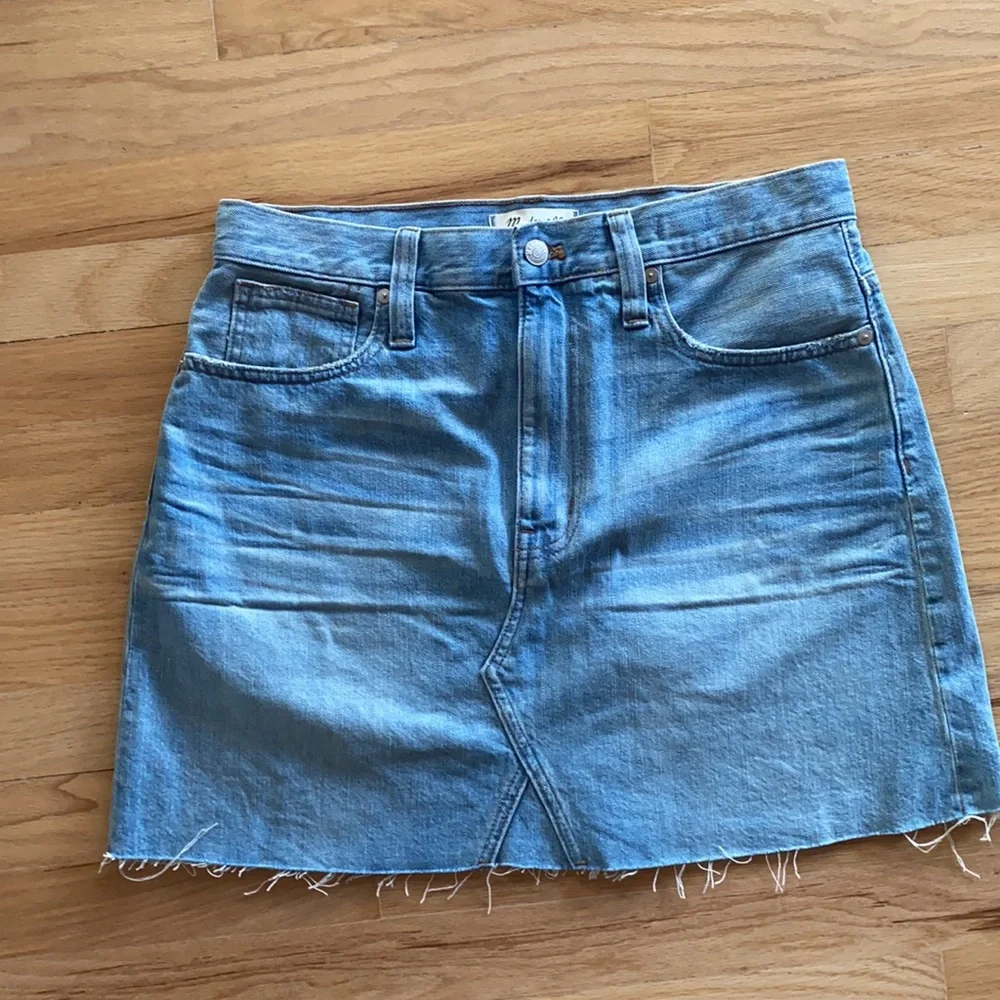 Madewell Rigid Denim A-Line Mini Skirt in Lovell Wash
